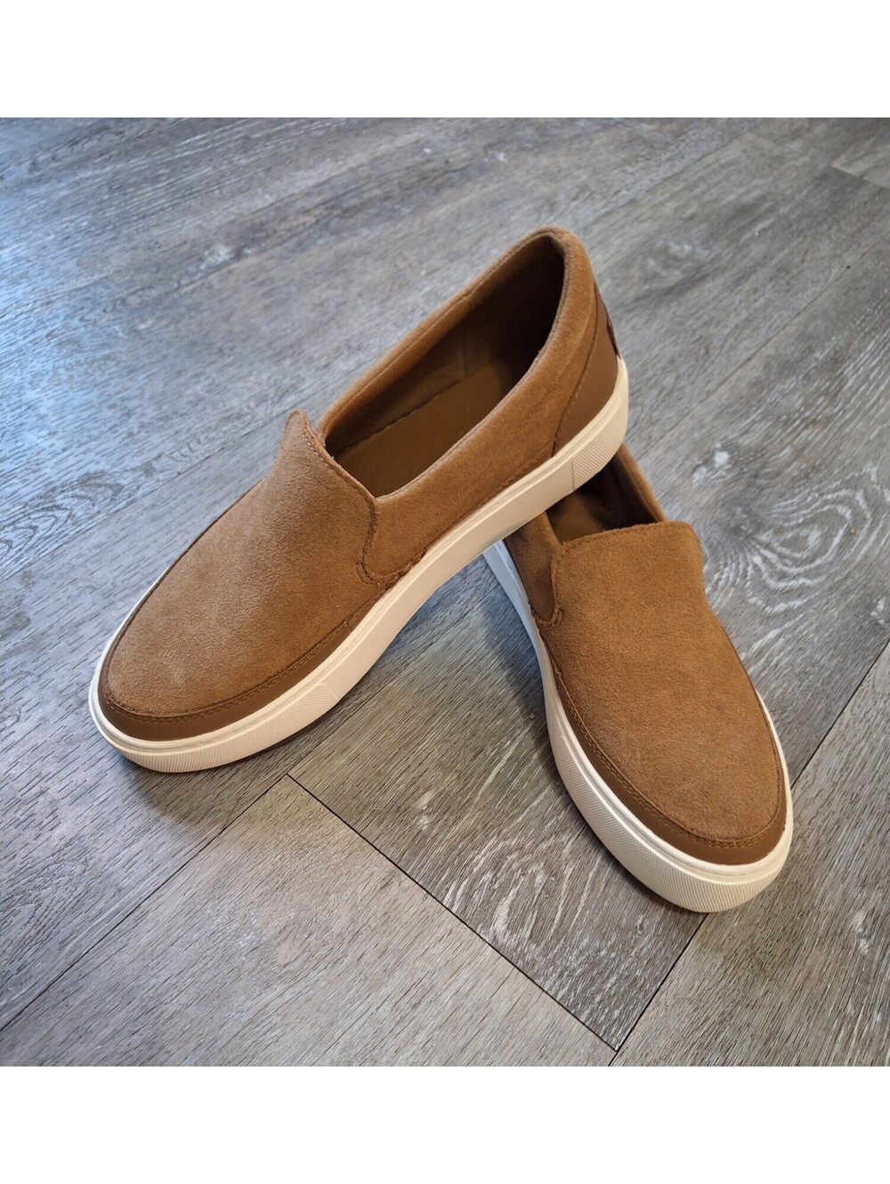 Ugg Zilo Women's Size 9.5 Chestnut Slip on Shoes EUC